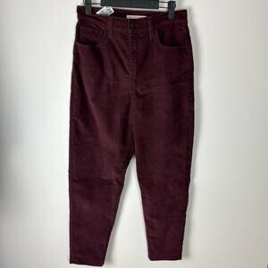 Levi’s Pants - Women’s 28